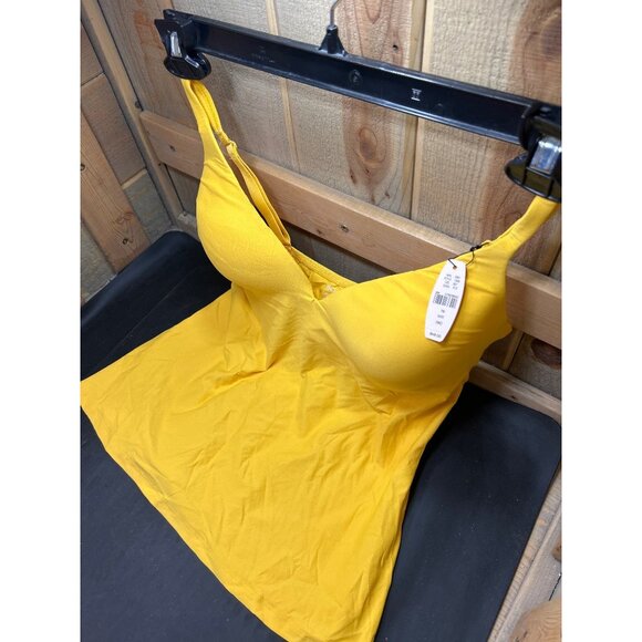 Victorias Secret Yellow Camisole With Built-In Bra 38C NWT - Picture 2 of 8